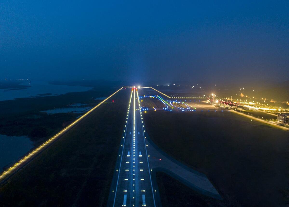 Sân bay Quốc tế Vân Đồn vào ban đêm