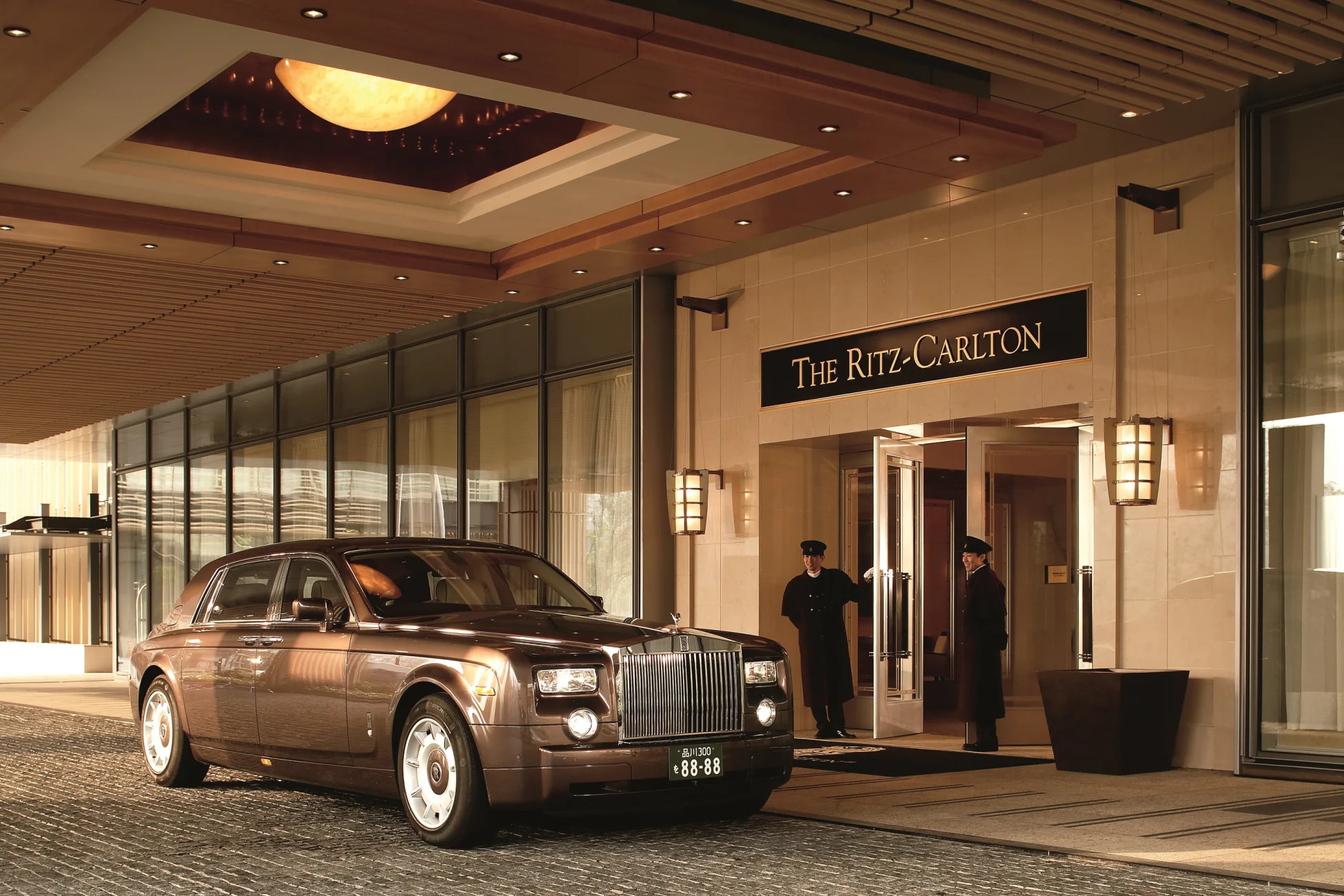 Ritz Carlton thương hiệu khách sạn đẳng cấp vận hành Masterise Hàng Bài